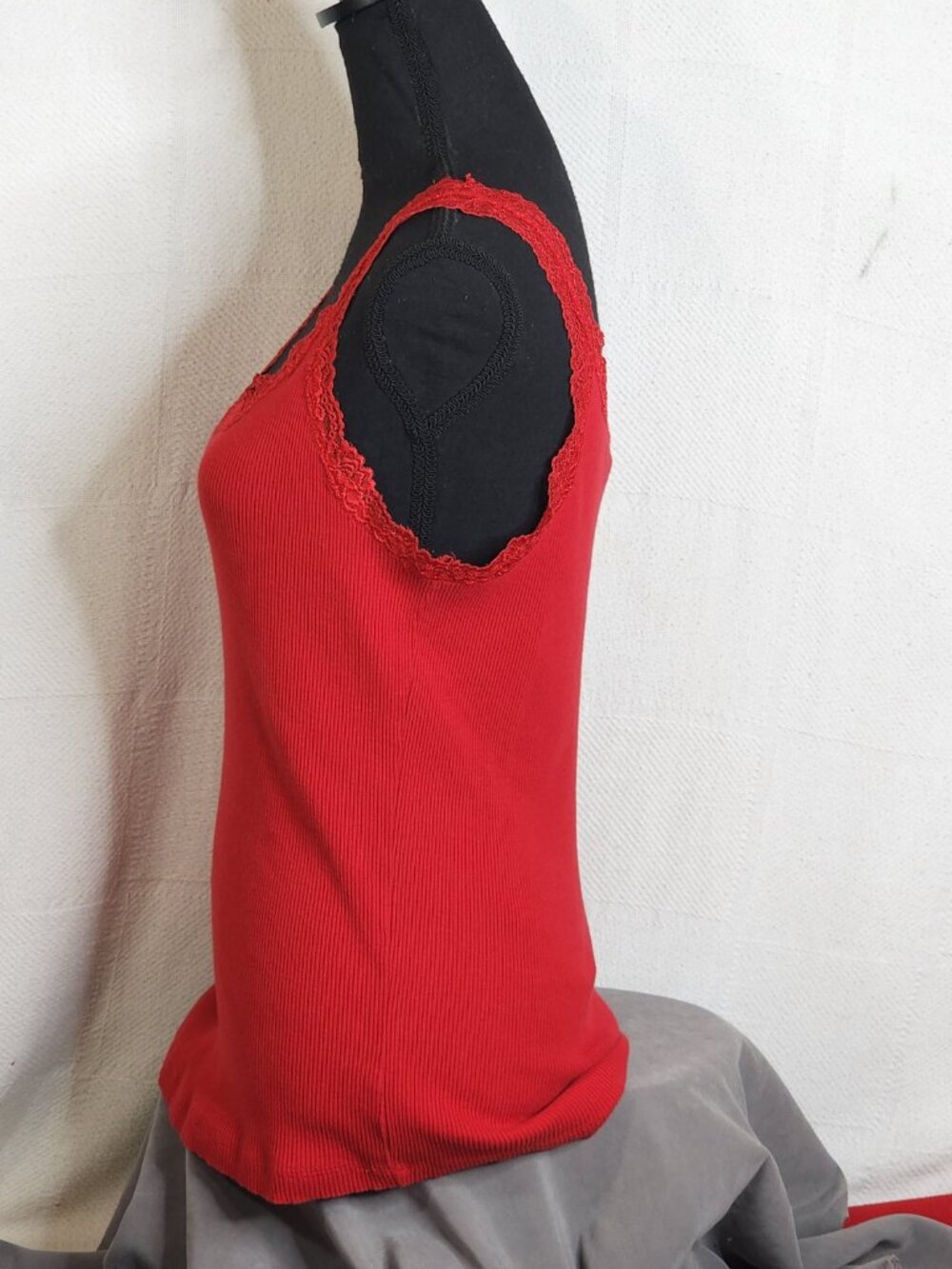 Chico's Red Ribbed Cotton Span Lace Neckline Straps Tank Top Chico Sz 3 US XL 16 - Picture 8 of 16